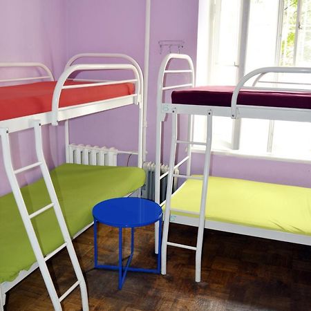 Hostel Kreschatik Kiev Esterno foto