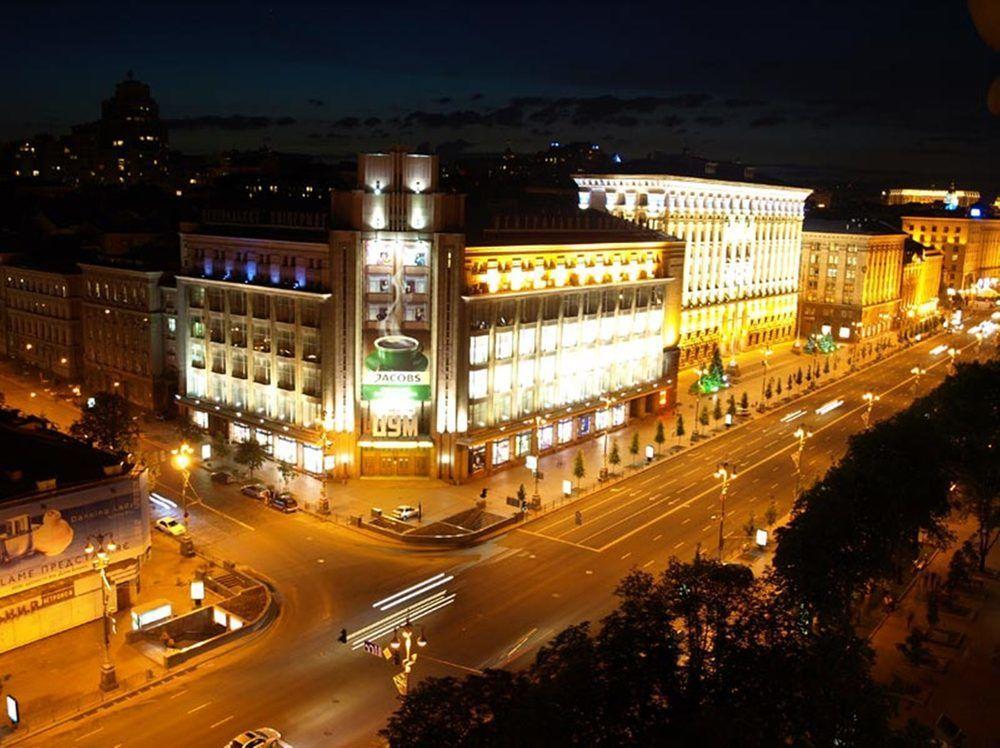 Hostel Kreschatik Kiev Esterno foto