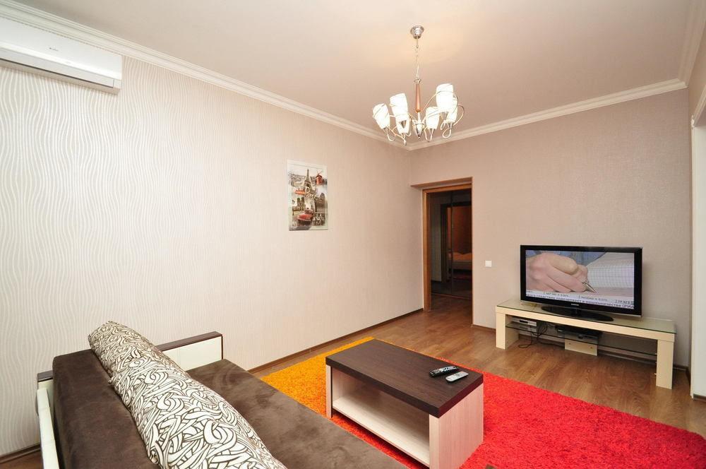 Hostel Kreschatik Kiev Esterno foto