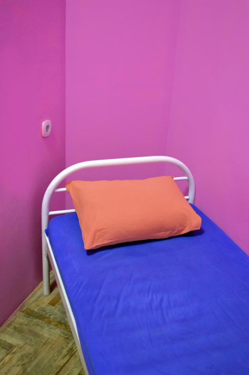 Hostel Kreschatik Kiev Esterno foto