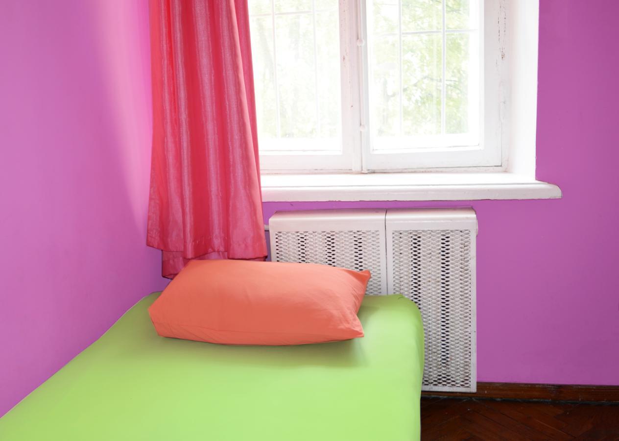 Hostel Kreschatik Kiev Esterno foto