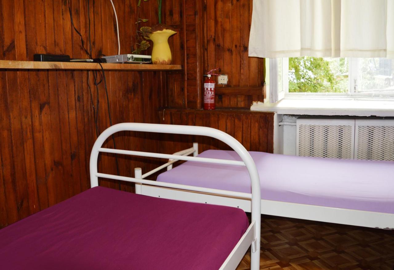 Hostel Kreschatik Kiev Esterno foto
